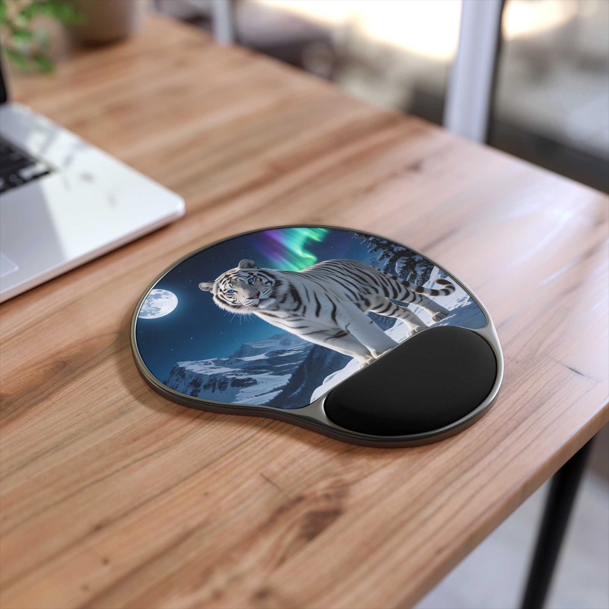 White tiger mouse pad